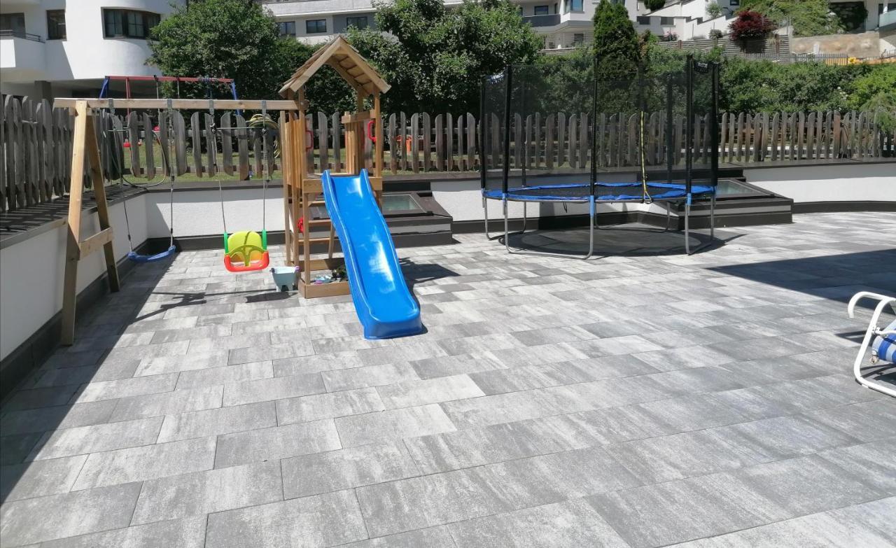 Apart Hotel Ideal Ладис Екстериор снимка